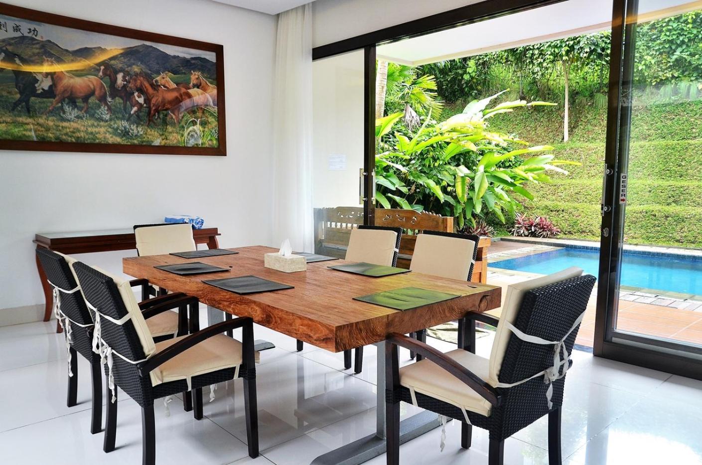 Oyama City View Villa 4 Bedrooms With A Private Swimming Pool Bandung Exterior foto